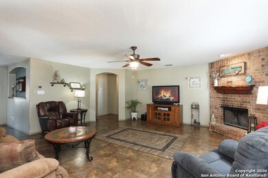10715 Bramante Ln, Helotes, TX 78023 - photo 6