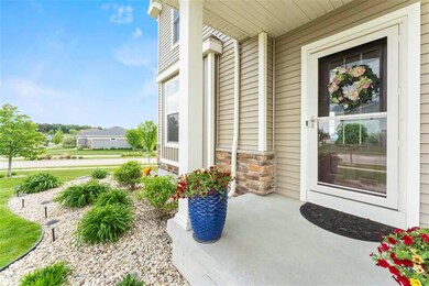 343 E Whispering Pines Way, Verona, WI 53593 - photo 2