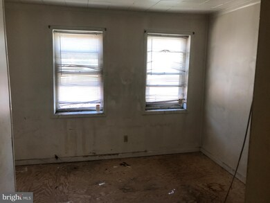 44 S Carlton St, Baltimore, MD 21223 - photo 4