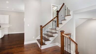 hardwood flooring through out