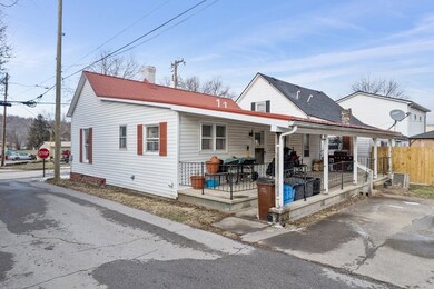 414 E 2nd St, Augusta, KY 41002 - photo 4