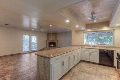 006_Kitchen and Family Room