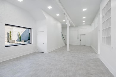 3157 Tchoupitoulas St, New Orleans, LA 70115 - photo 7