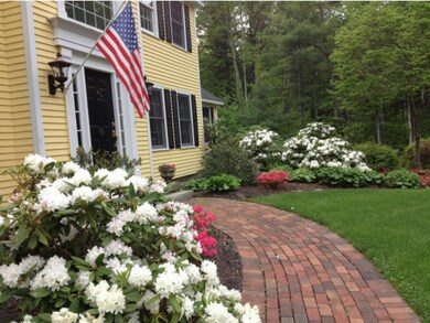 30 Veronica Dr, Bedford, NH 03110 - photo 2