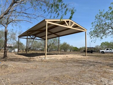 401 E Wisconsin Rd, Donna, TX 78537 - photo 5