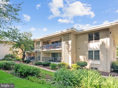 1006 Primrose Rd unit 302, Annapolis, MD 21403 - photo 2