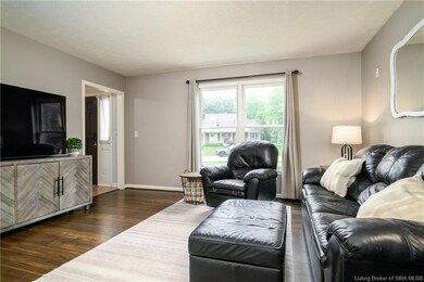 1101 Eastridge Dr, New Albany, IN 47150 - photo 5