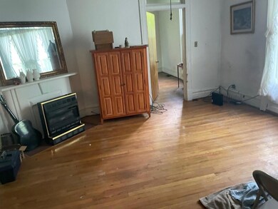 415 middle room