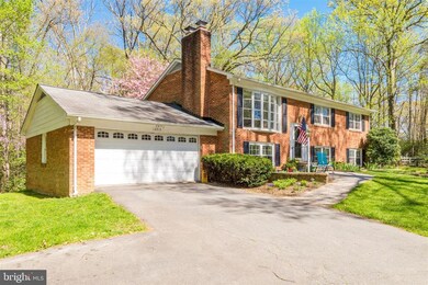 12313 Myterra Way, Herndon, VA 20171 - photo 4