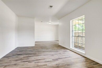 14035 Myrtlea Dr, Houston, TX 77079 - photo 4