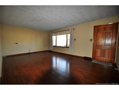 914 Brookwood Dr, New Albany, IN 47150 - photo 6