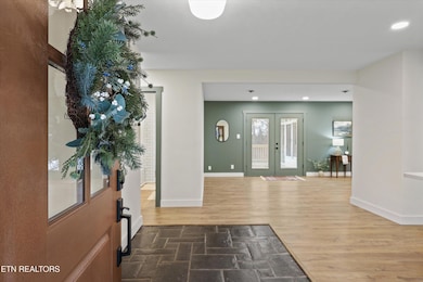 609 Coventry Rd, Knoxville, TN 37923 - photo 6