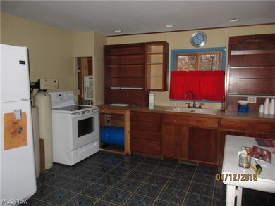 7082 Woodard Rd, Andover, OH 44003 - photo 2