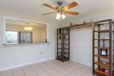 Formal Dining/Pass Through to Kitchen