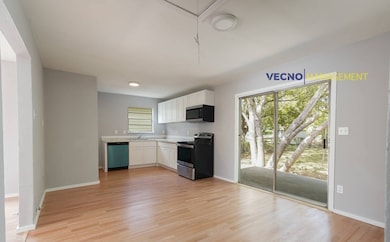 435 W Bedford Ave, San Antonio, TX 78226 - photo 7