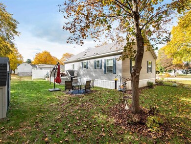 17 Circlefield Dr, Nashua, NH 03062 - photo 7