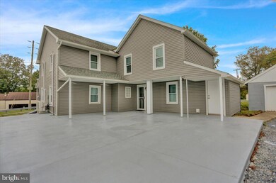 733 Water St, Shoemakersville, PA 19555 - photo 2