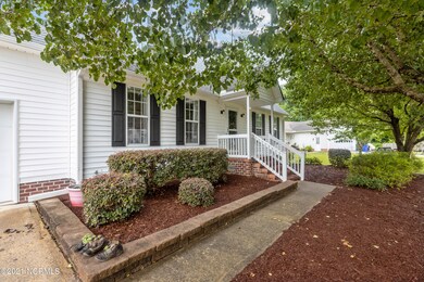 899 Ray Crawford Dr, Winterville, NC 28590 - photo 4