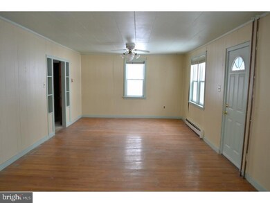 6550 Palm Rd, Zionsville, PA 18092 - photo 5