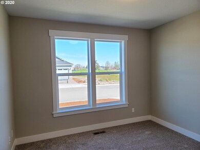 1021 Chestnut St, Independence, OR 97351 - photo 2