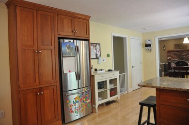 1 Gailor Ln, Hooksett, NH 03106 - photo 7