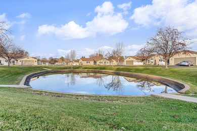 1710B Carriage Home Dr SW, Austin, MN 55912 - photo 3