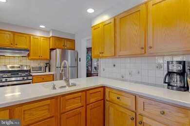 402 Wynne Ave, Havertown, PA 19083 - photo 5