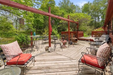 277 10th St, Lowell, MA 01850 - photo 3