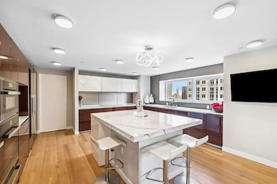 Plaza 52 unit PH1, New York, NY 10019 - photo 5