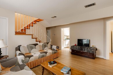A04A3942-HDR