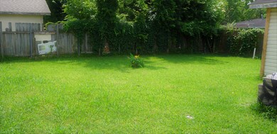 13438 Indianapolis St, Houston, TX 77015 - photo 4