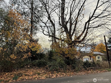 1390 Admirals Dr, Coupeville, WA 98239 - photo 2