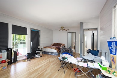 17062 San Fernando Mission Blvd, Los Angeles, CA 91344 - photo 4