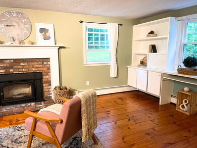 17 Greenmeadow Ln, Bedford, NH 03110 - photo 4