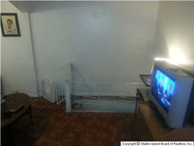 256 Kensington Ave, Staten Island, NY 10305 - photo 5