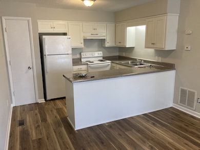 140 Bennett Dr unit 4, Pulaski, TN 38478 - photo 7