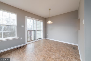 313 Scarboro Dr, Bunker Hill, WV 25413 - photo 6