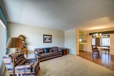family room 2
