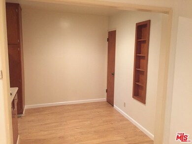 dining area, kitchen to your left