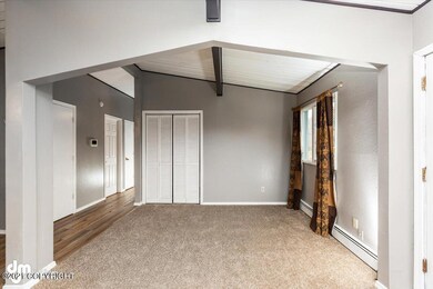 Main Entrance & Living