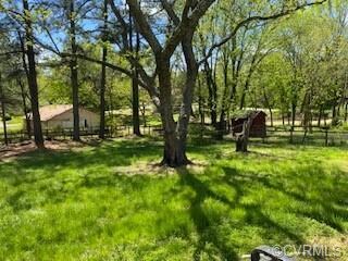 1517 5th St, Victoria, VA 23974 - photo 3