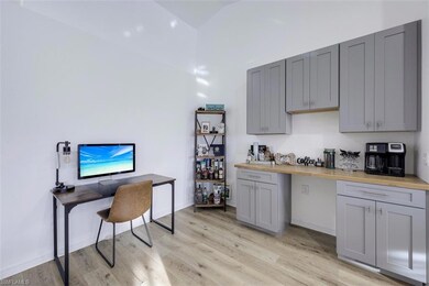 Dining/coffee bar/office area