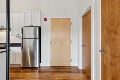 Gorgeous Unit 15-514