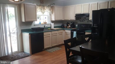 36061 Army Navy Dr, Mechanicsville, MD 20659 - photo 4