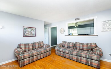 2721 Armstrong Ln, Mount Washington, KY 40047 - photo 4