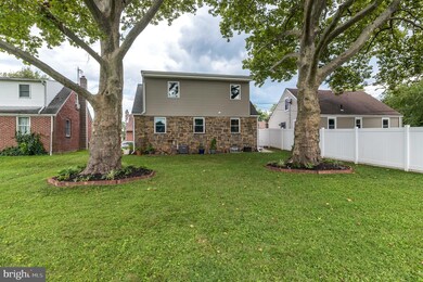 816 W 4th St, Lansdale, PA 19446 - photo 7