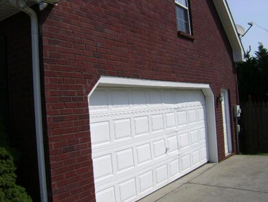 308 Castlemere Ct, Murfreesboro, TN 37130 - photo 2