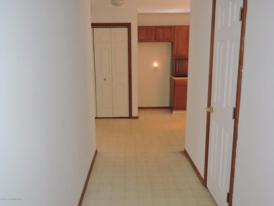 153 Hyland Dr, East Stroudsburg, PA 18301 - photo 5