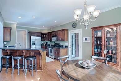 Large Eat In Kitchen