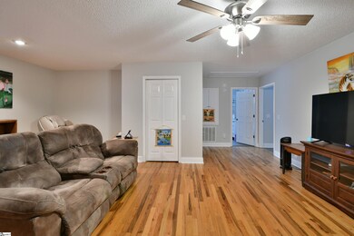 134 Rolling Dr, Westminster, SC 29693 - photo 7